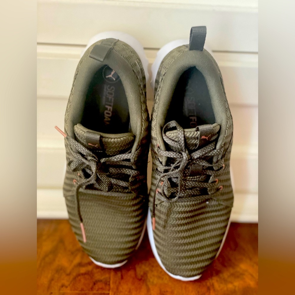 Puma Soft Foam Green -Pink Women Sneakers